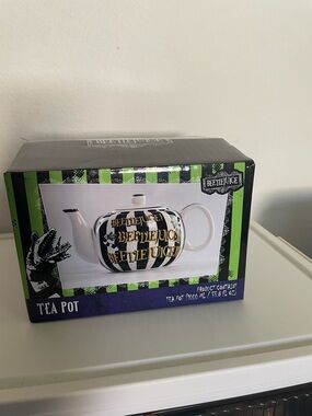 Beetlejuice Black & White Striped Ceramic Tea Pot - Beetlejuice Brand